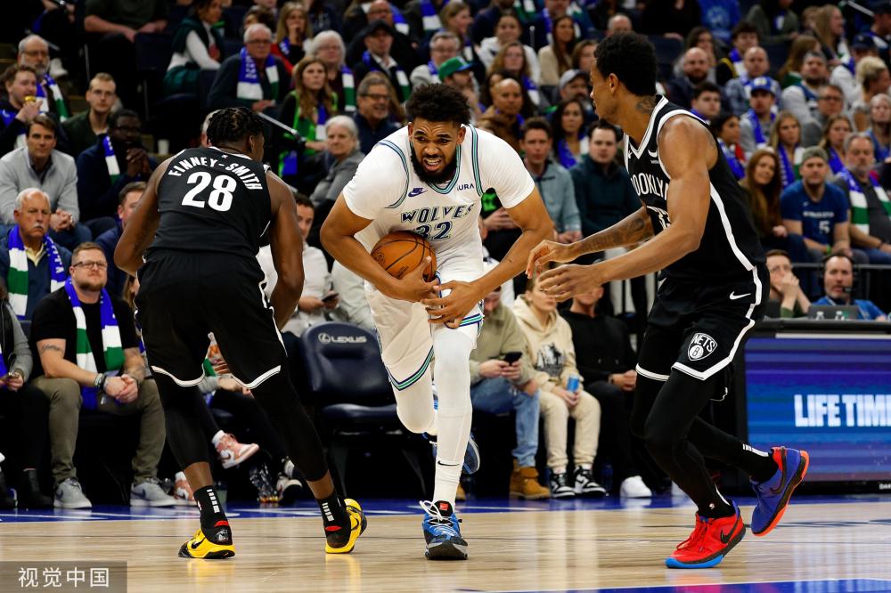 他的队友们 他的队友们