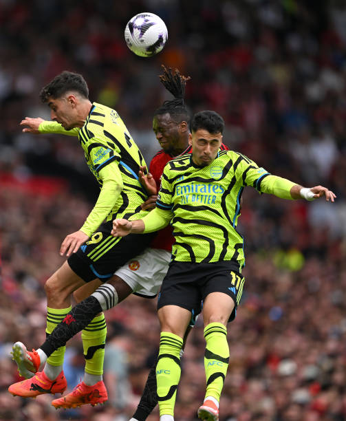 具有高度同 具有高度同